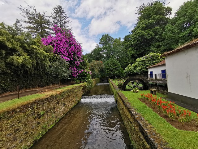 rio o canal en Furnas Municipio Isla San Miguel Azores 06