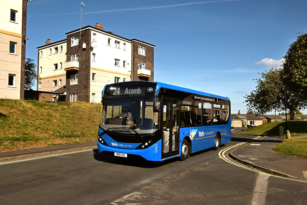 Transdev York Transdev York and Yorkshire Coastliner | Flickr