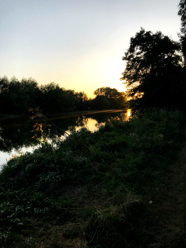 iphone8 abingdon thamesriver england englishcountryside sunset cycling oxfordshire