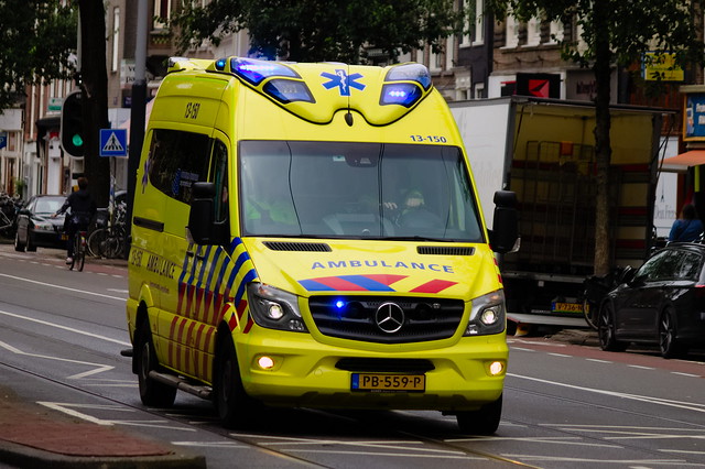 Ambulance Amsterdam-Amstelland Roepnummer: 13-150