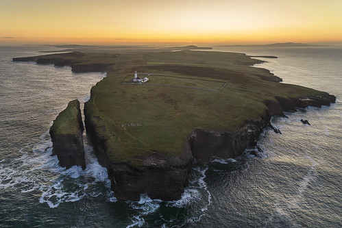 loophead clare ireland drone sun sunrise dawn lighthouse irishlights dji phantom4 sea wildatlanticway atlantic