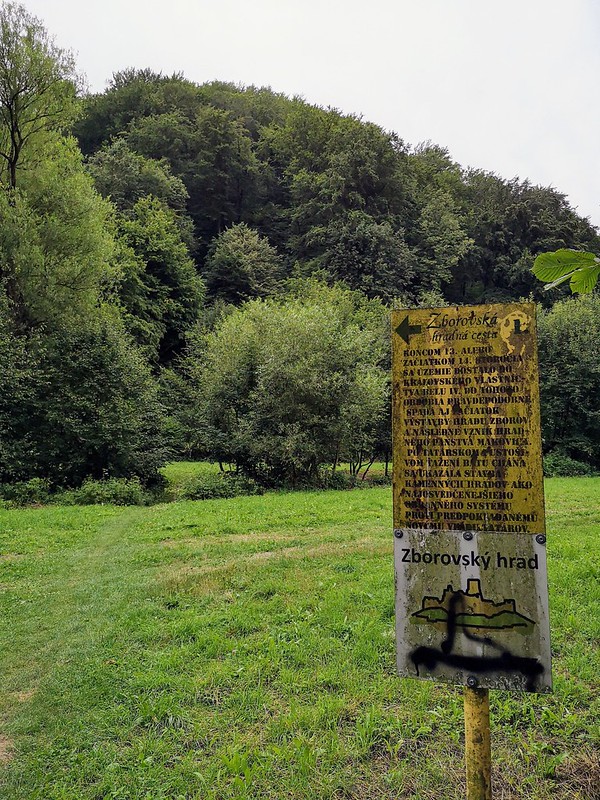 Zborov castle hiking