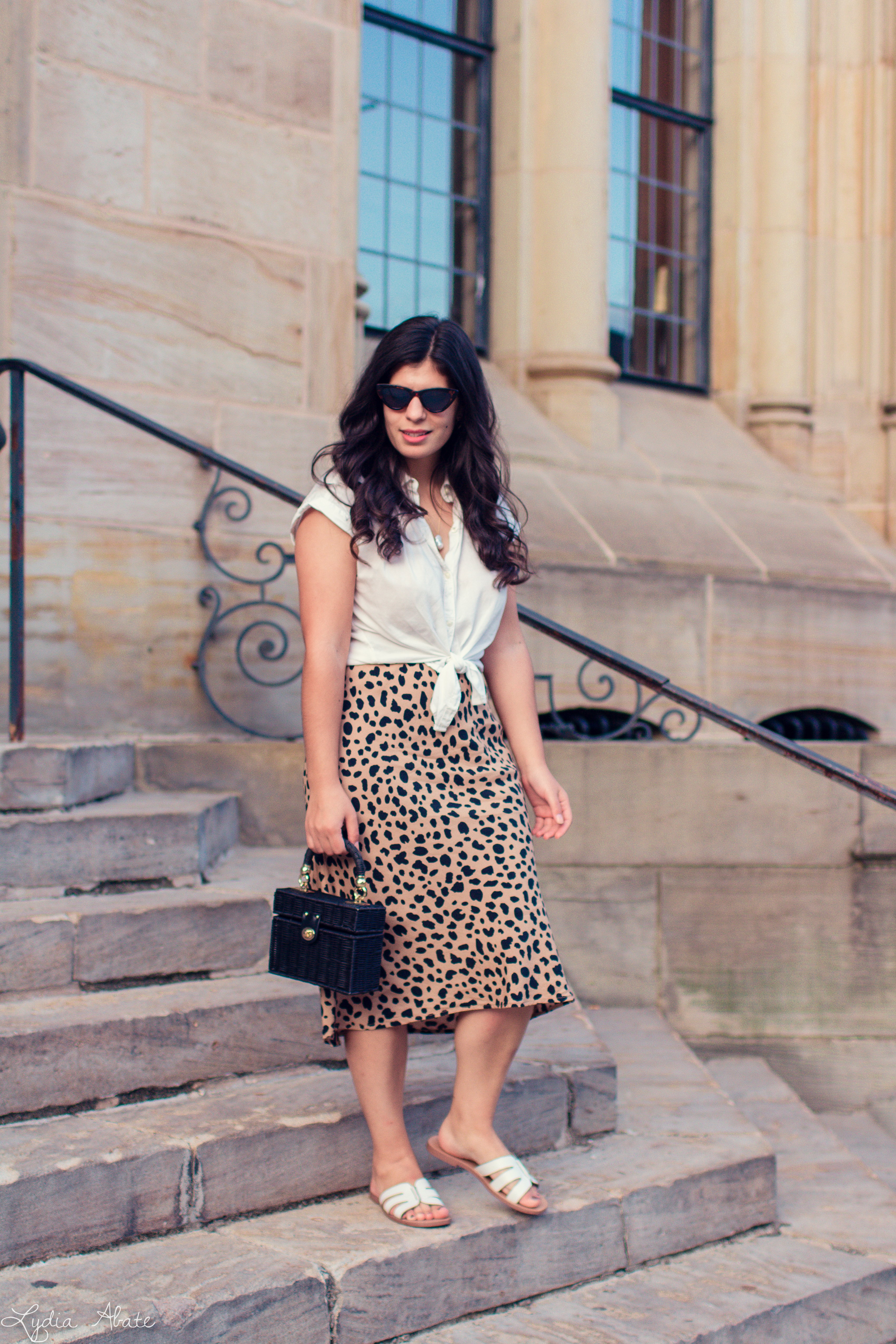 leopard midi skirt, knotted button down, straw box bag-5.jpg