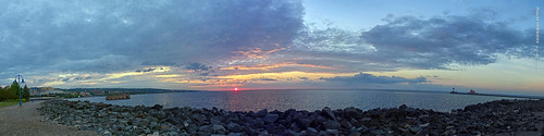 minnesota 2019 july july2019 vacation roadtrip 2019vacation 2019roadtrip minnesota2019roadtrip minnesota2019vacation duluth stlouiscounty sunrise sunrising morning pano panorama panoramic view lakesuperior lake greatlake greatlakes lakeshore canalpark cloudy partlycloudy color colour colors colours usa