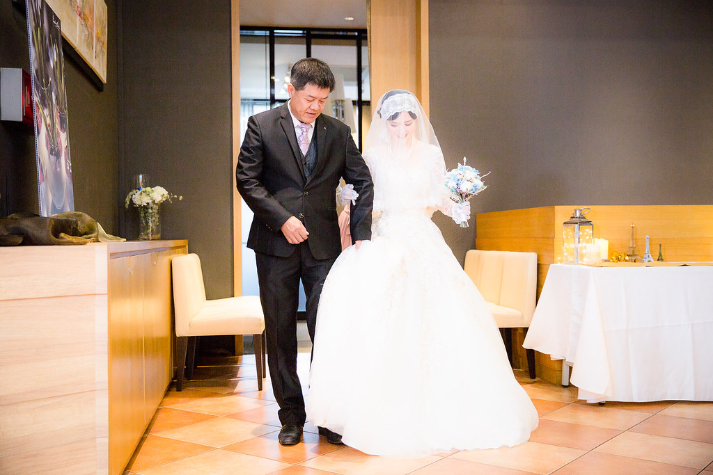 [婚禮攝影]Johnson & Lydia 教堂儀式+午宴@台大living one-最專業的團隊完成每場完美婚禮紀錄，拍的不只好更要快! #婚攝作品