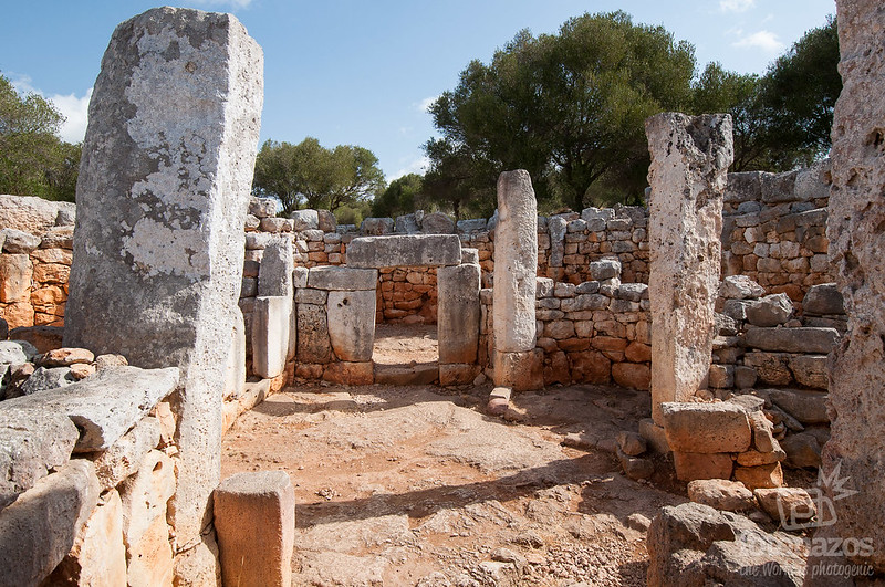 Torre d'en Galmés: el poblado talayótico más grande de Menorca.
