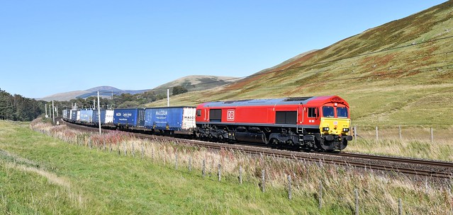 DB Cargo Intermodal_4M30_Abington, Scotland_210919_01