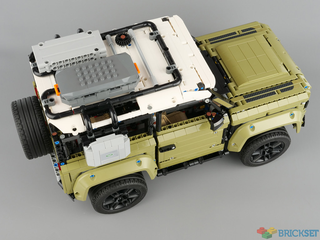LEGO® Technic review: 42110 Land Rover Defender - the elements