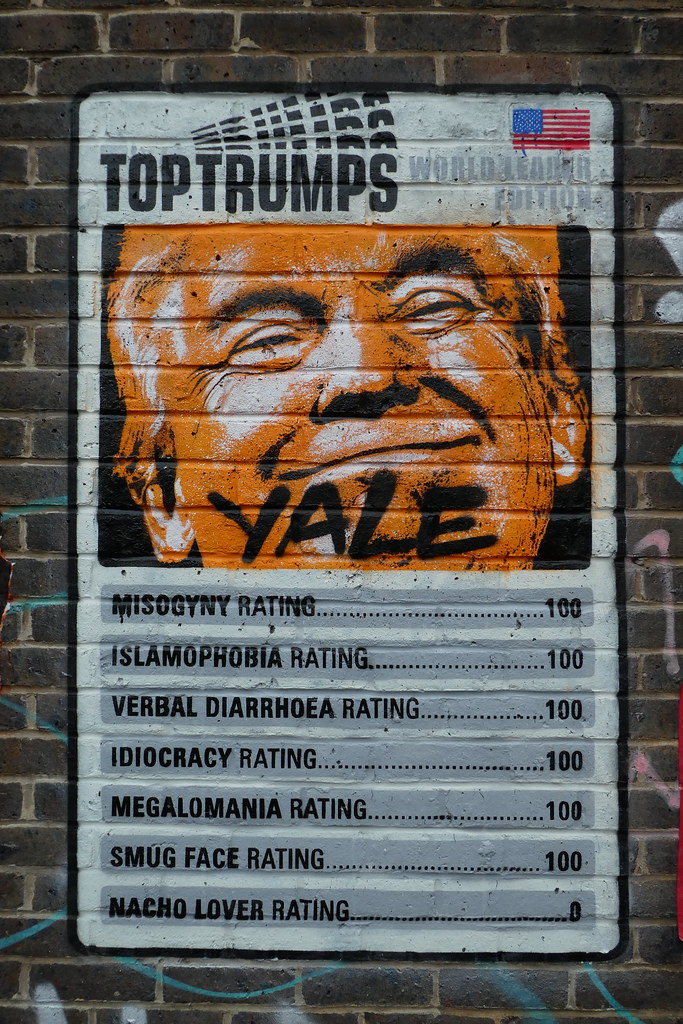 Top Trumps stencil, Shoreditch