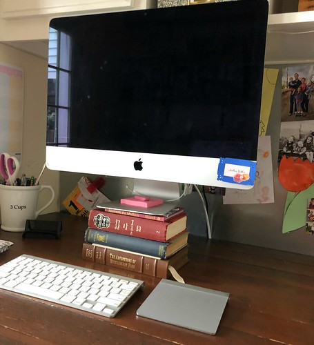 apple computer on farmhouse desk