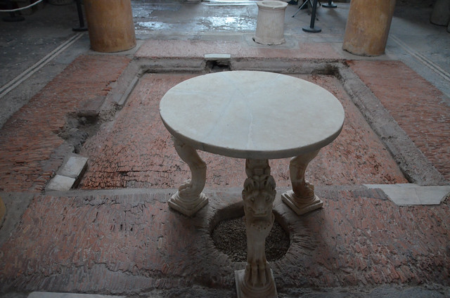 The House of the Ceii, Pompeii - a photo on Flickriver