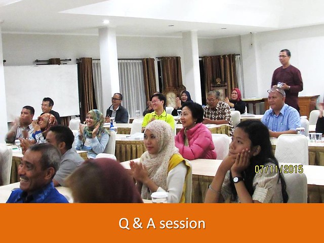 Indonesia-2015-11-08-slides-Seminar on Family Education