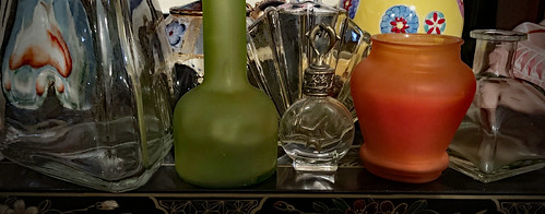 bkhagar bottle bottles potions notions hydrate spain juan mary julesphotochallengegroup glass dolphin dolphins star putthelimeinthecoconut harry nilsson