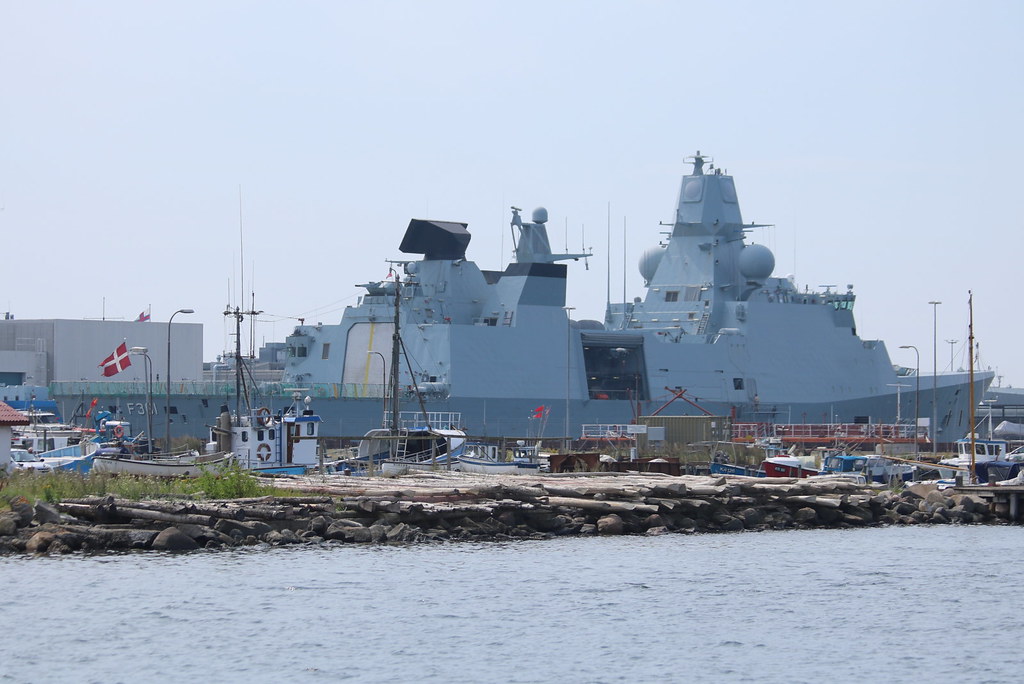 Kongelige Danske Marine: Fregatte HDMS F 361 IVER HUITFELDT in Korsør