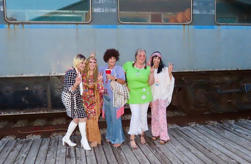 track rail rr railroad railway train passenger passengers station depot remsenny adix adirondackscenicrr ladies hippies women