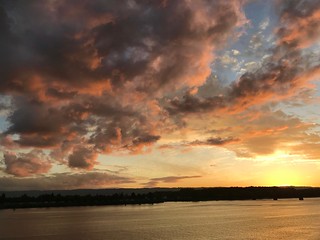 Pleasant evening on the Columbia River