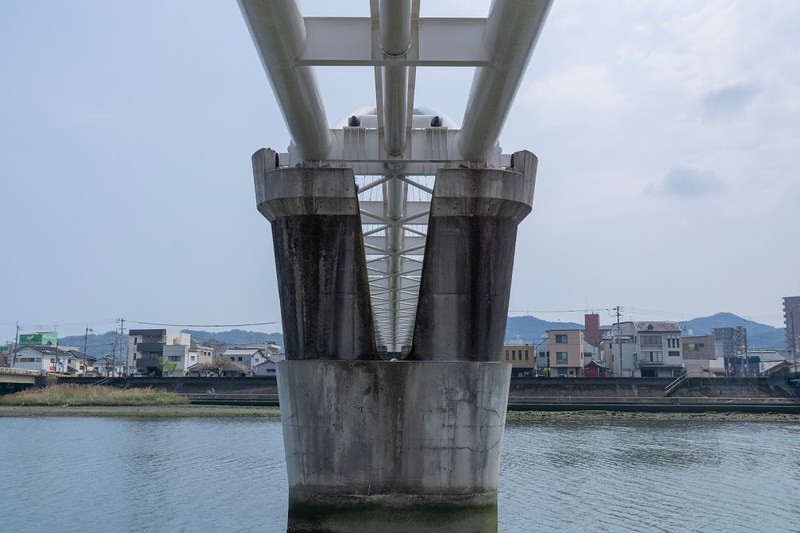 鏡川水道橋2
