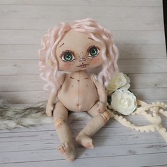 Loreta - doll