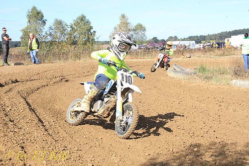 comp_EJK_3167 | by ej.kitt