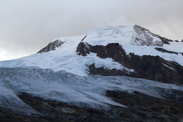 Alphubel ( VS - 4`206 m - Erstbesteigung 1860 - Viertausender Berg montagne montagna mountain ) in der  Allalingruppe in den Walliser Alpen - Alps ob Saas Fee im Kanton Wallis - Valais der Schweiz