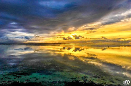 kutaselatan bali indonesia sunrise sea clouds reflection water outdoors seascape challengegamewinner