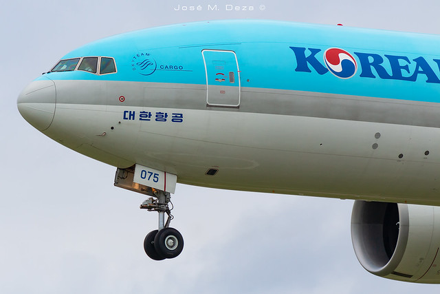 Korean Air Cargo B777-FEZ HL8075