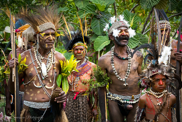 Jonteve tribe welcoming sing sing ceremony, PNG