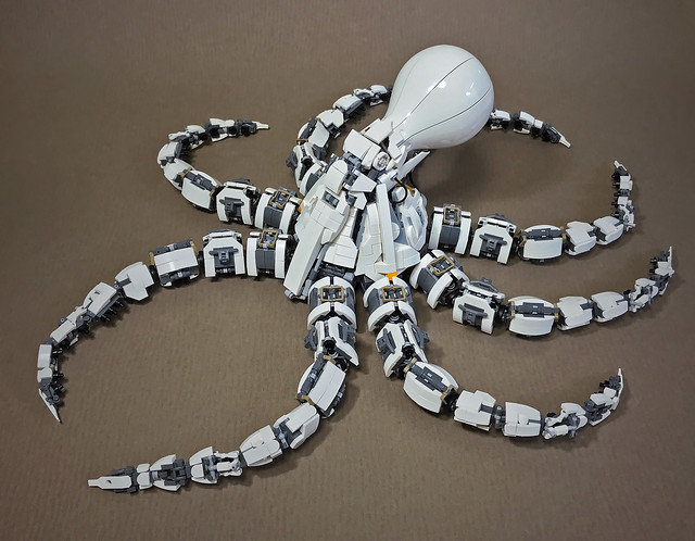 LEGO Mecha Octopus Mk2-09