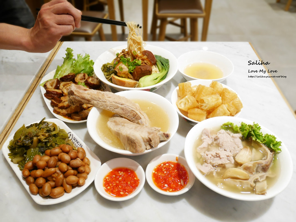 台北東區SOGO復興館必吃人氣排隊餐廳松發肉骨茶米其林推薦美食
