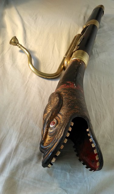 Russian Bassoon Basshorn Straight Serpent Serpentón Recto Serpente Basson Russe Serpent Droit bell