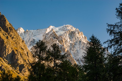 sunrise valferret aosta alpen alps mountains montagne montblanc
