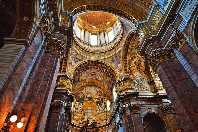 Roma - Basilica Santi Ambrogio et carlo al Corso