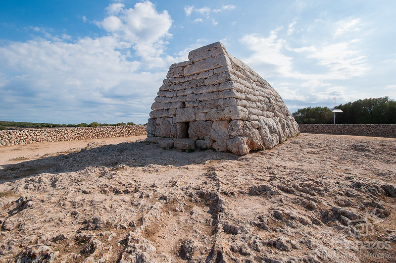 La Naveta des Tudons: un tesoro arqueológico en Menorca
