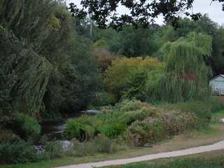 River Lea in Wheathampstead SWC 69 - Welwyn Garden City Circular [Wheathampstead Lunch Diversion]