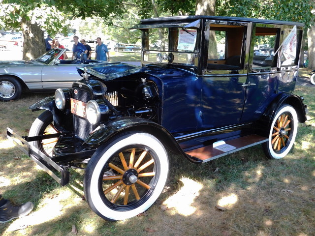 1924 Overland 91 Sedan