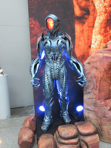2019 Robot Mannequin from Netflix Lost In Space Reboot Series 4928 | by Brechtbug