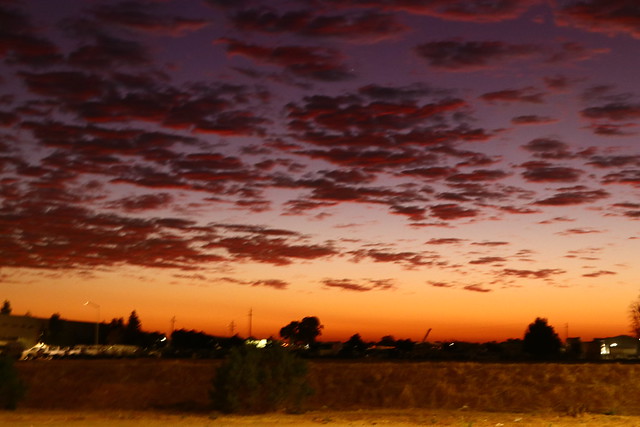 @ksbynews #beonksby  Pre-dawn drive around @travelpaso @slocounty @visitcalifornia . . .  #nature #landscape #clouds #sunrise #clouds #paso  #pasorobles #skyshots #visitpasorobles #orange  #visitcalifornia #travelchanel #teamcanon #smugmug