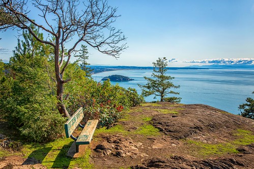 sareshead rosariostrait pacificocean view bench hbm