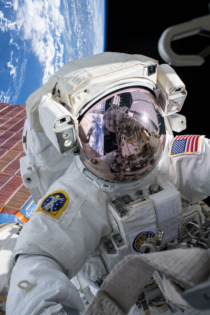 Andrew R. Morgan NASA astronaut Andrew Morgan conducts a spacewalk | iss061e0… | Flickr