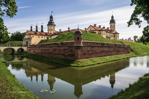 nesvizh palace castle baroque belarus belarusian fort fortified ditch moat summer morning towers water reflection sky clouds sunny europe european outdoors pietkagab photography piotrgaborek travel trip tourism sonya7