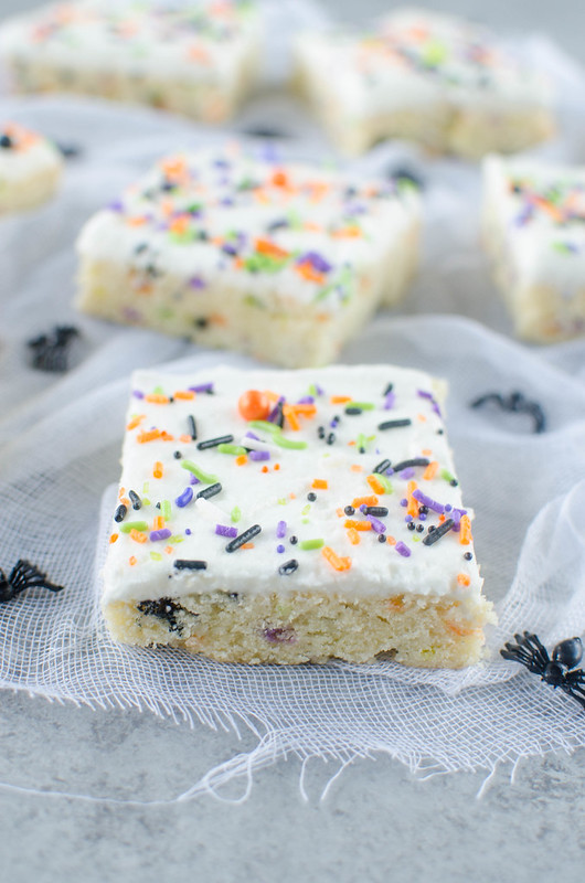 Halloween Sugar Cookie Bars - soft and chewy sugar cookie bars filled with sprinkles and topped with buttercream frosting! 