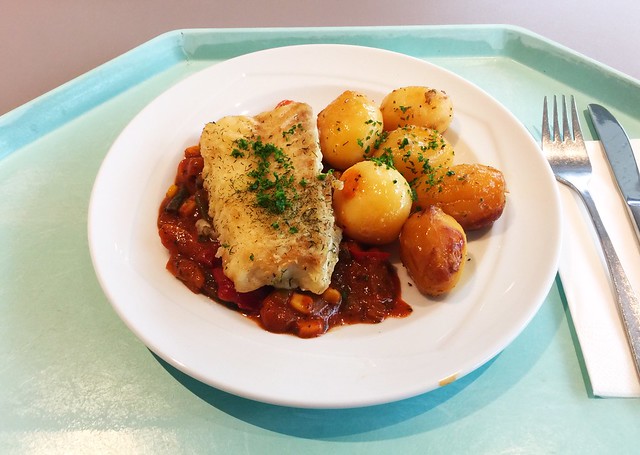 Codfish balkans style with roast potatoes / Kabeljau auf Balkan-Art mit Röstkartoffeln