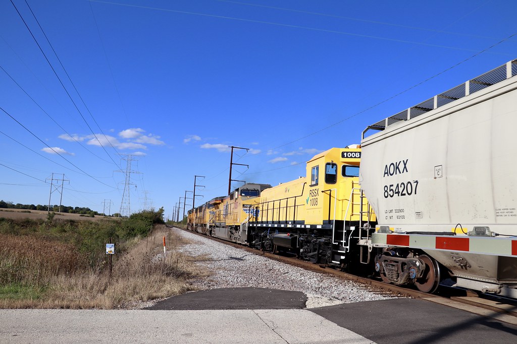RSSX Genset | RSSX 1008 in the lash up of MPRAL at Zion, IL.… | Keith ...