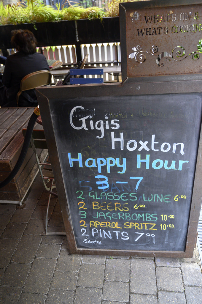 DSC_9063 Gigi's Bar Hoxton Square Shoreditch London Happy Hour 3 to 7. Sadly my Guinness was excluded from the restricted offer.