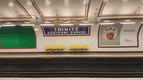 Paris metro - Trinite station