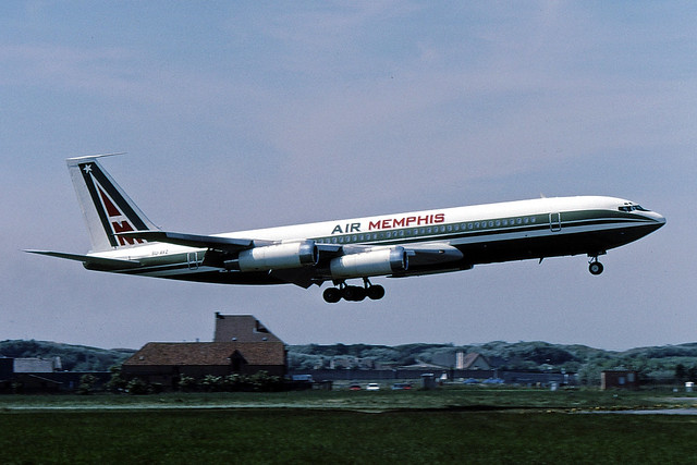 SU-AVZ Boeing 707-366C Air Memphis