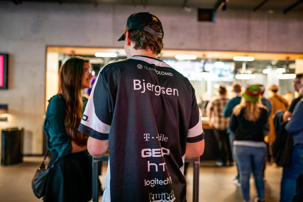 Worlds 2019 Group Stage Day 1