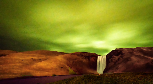 Northern Lights - Iceland - Summer 2019-335.jpg
