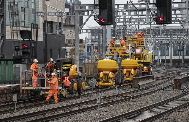 Electrification work at Cardiff Central