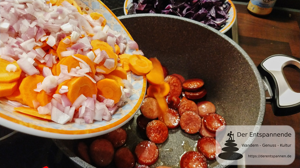 Cabanossi-Topf mit Rotkohl, Karotten und Maronen | Cooking b… | Frank ...